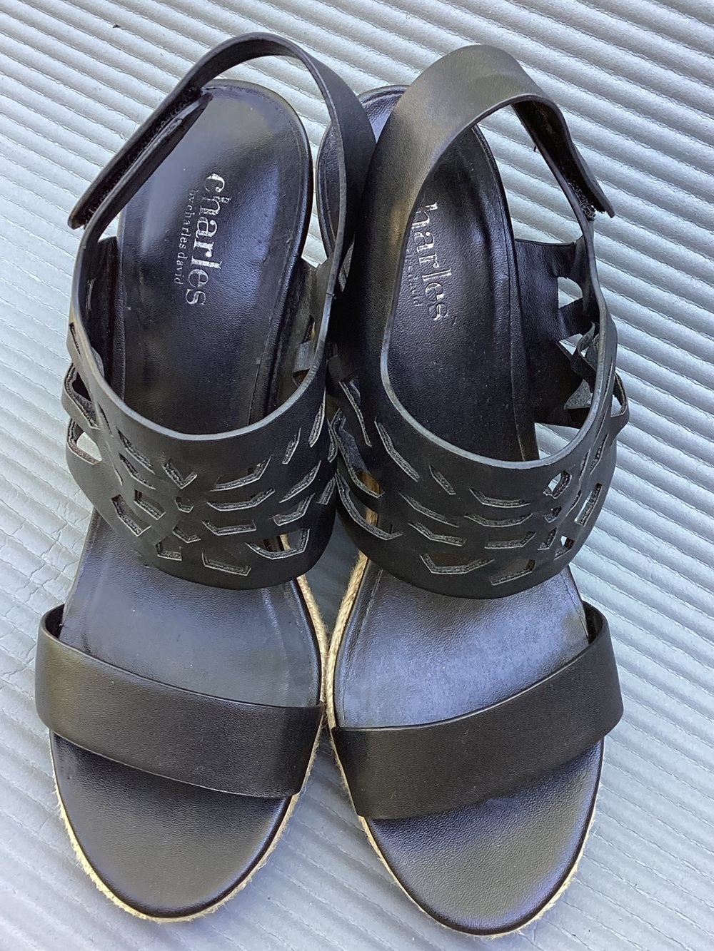 Charles by Charles David Black Cutout Slingback Sandals with Front Strap